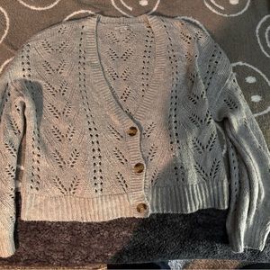 Light Grey (AE) American Eagle Outfitters Sweater!